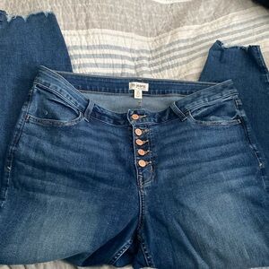 Maurices 16W Super Skinny ankle